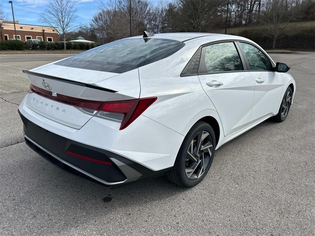 new 2025 Hyundai Elantra car, priced at $23,600