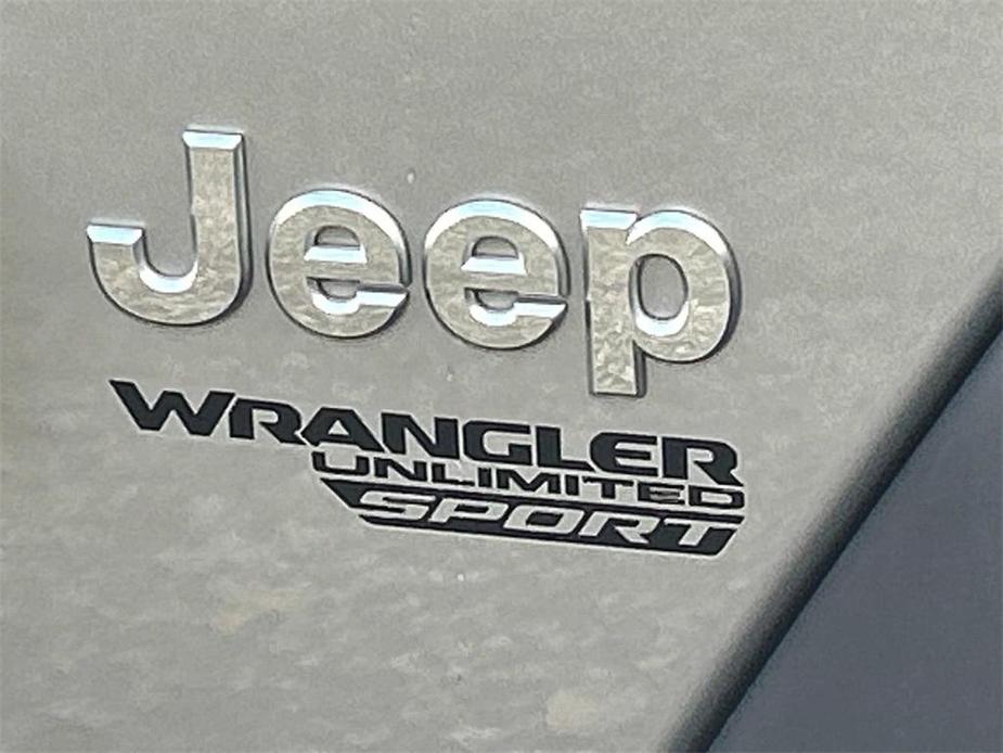 used 2019 Jeep Wrangler Unlimited car, priced at $23,912