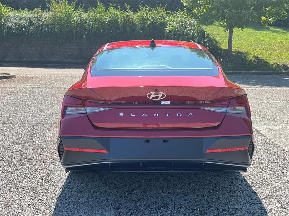 new 2025 Hyundai Elantra car, priced at $26,989