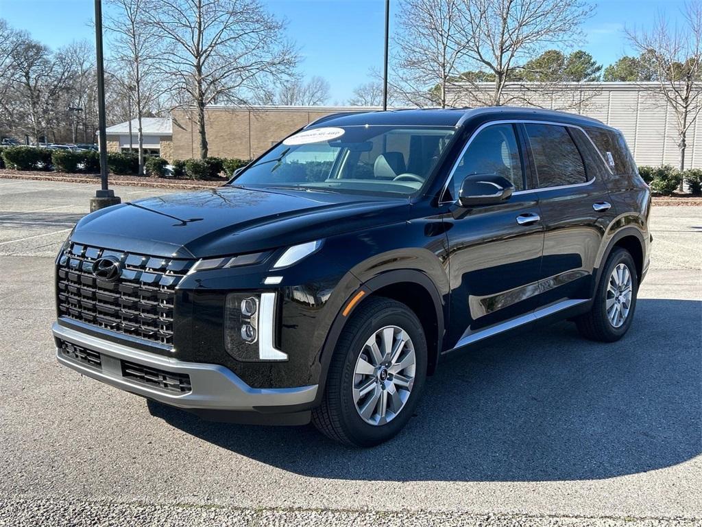 new 2025 Hyundai Palisade car, priced at $39,560