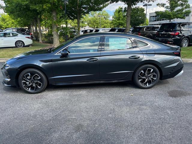 new 2024 Hyundai Sonata car, priced at $28,715