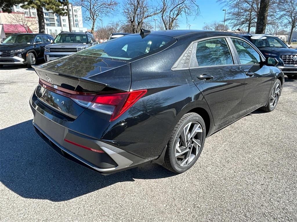 new 2025 Hyundai Elantra car, priced at $23,135