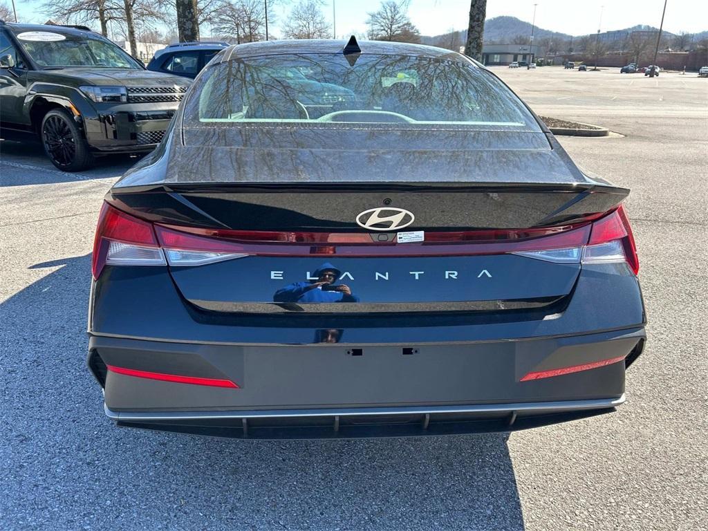 new 2025 Hyundai Elantra car, priced at $23,135