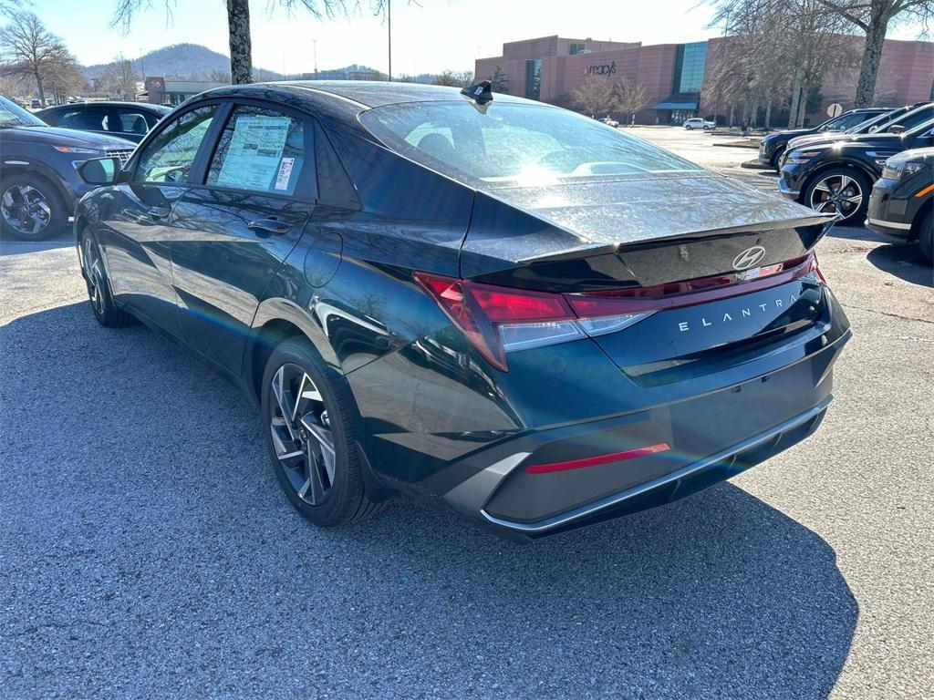 new 2025 Hyundai Elantra car, priced at $23,135