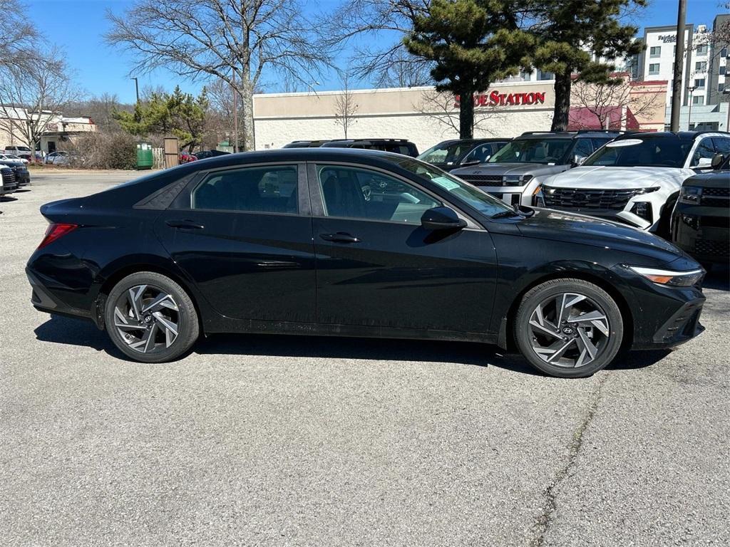 new 2025 Hyundai Elantra car, priced at $23,135