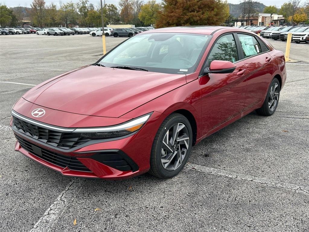 new 2025 Hyundai Elantra car, priced at $27,910