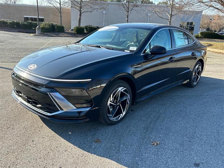 new 2025 Hyundai Sonata car, priced at $31,320