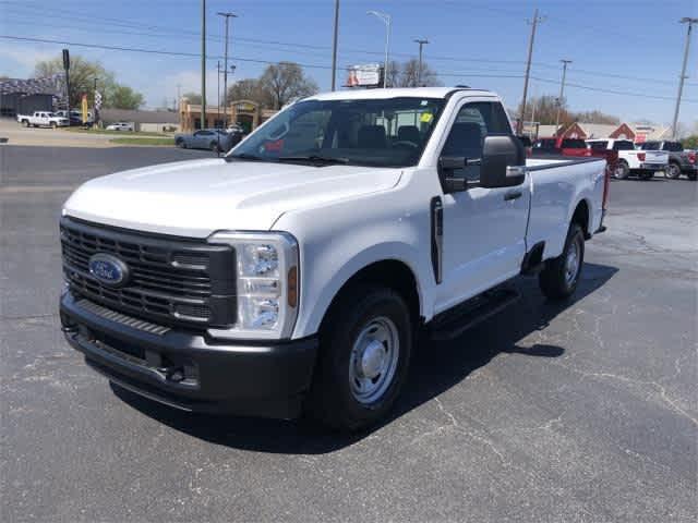 new 2024 Ford F-250 car, priced at $48,665