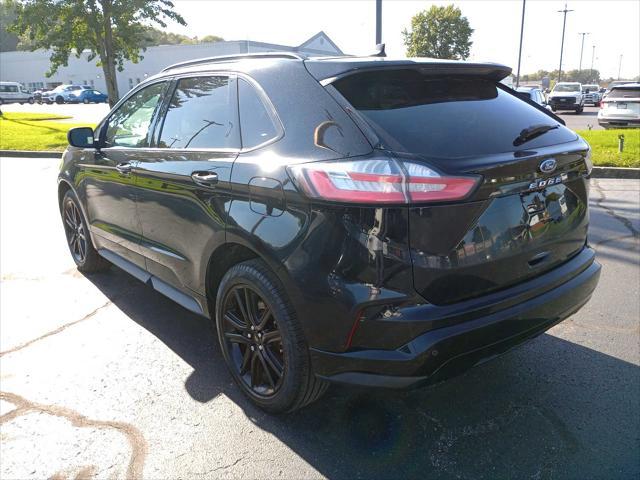 used 2022 Ford Edge car, priced at $30,990