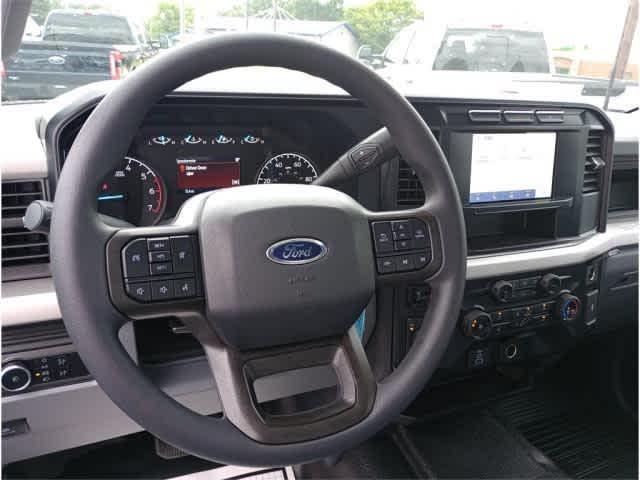 new 2024 Ford F-250 car, priced at $50,923