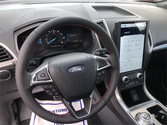 new 2024 Ford Edge car, priced at $45,072