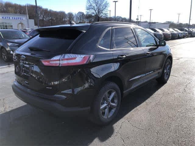 new 2024 Ford Edge car, priced at $43,905