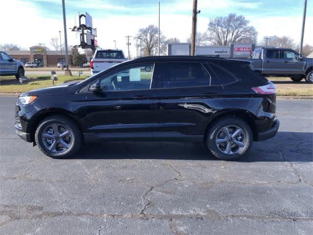 new 2024 Ford Edge car, priced at $43,905