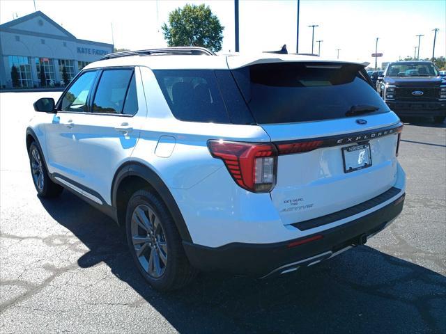 new 2025 Ford Explorer car, priced at $49,922