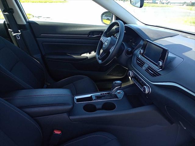 used 2023 Nissan Altima car, priced at $22,885