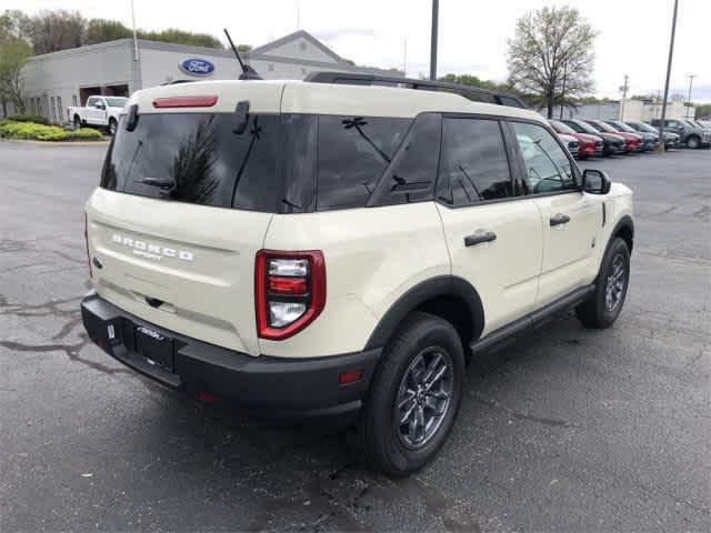 new 2024 Ford Bronco Sport car, priced at $30,302