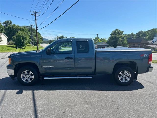 used 2007 GMC Sierra 1500 car, priced at $11,995
