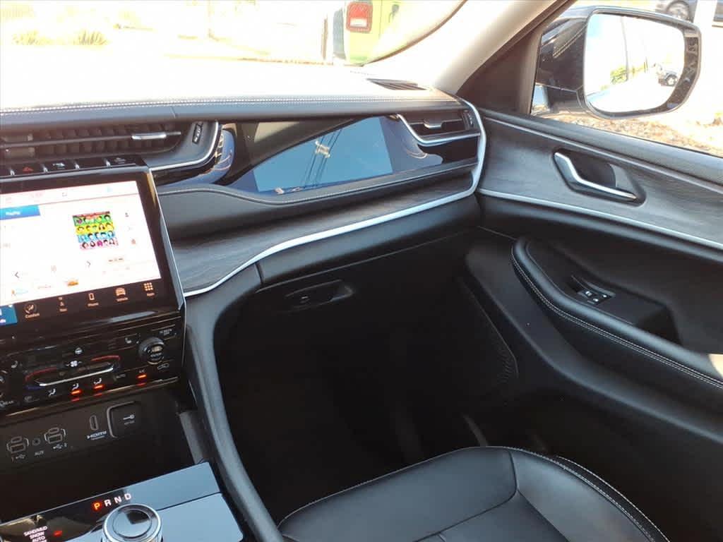 used 2023 Jeep Grand Cherokee car, priced at $34,854