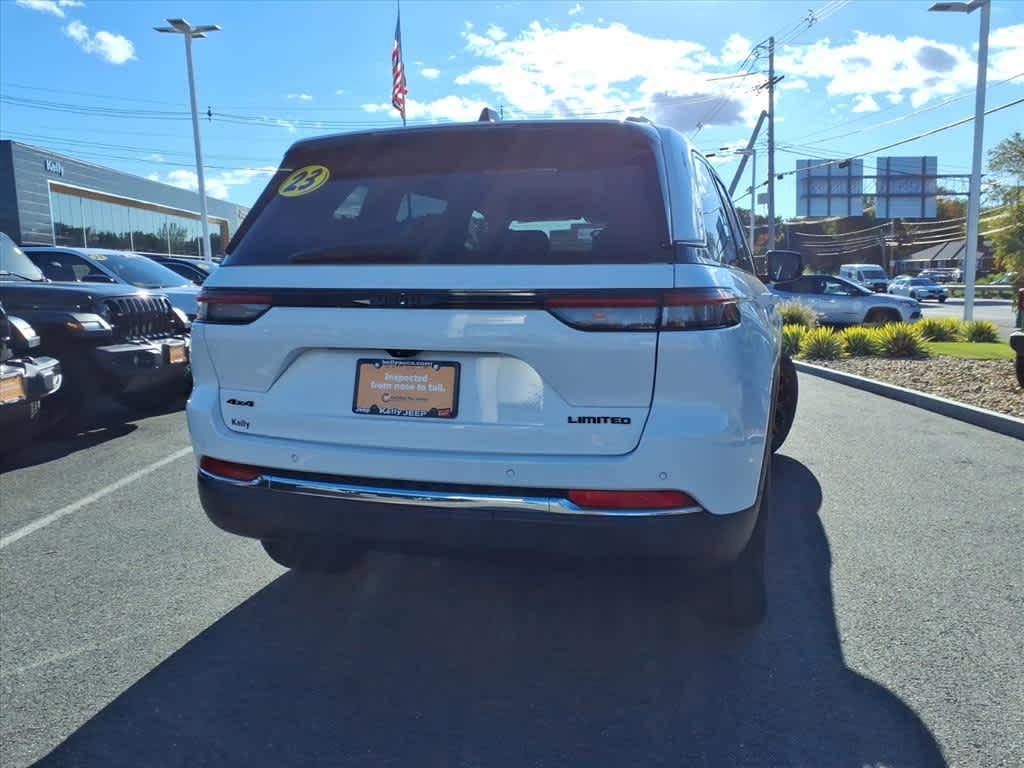 used 2023 Jeep Grand Cherokee car, priced at $34,854