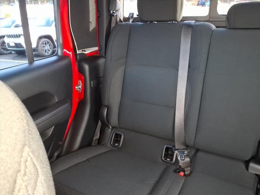 used 2022 Jeep Gladiator car, priced at $29,998