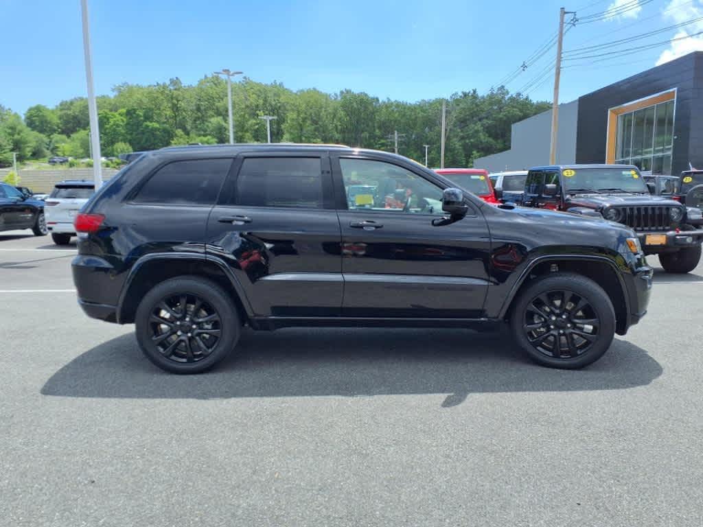 used 2022 Jeep Grand Cherokee WK car, priced at $29,919