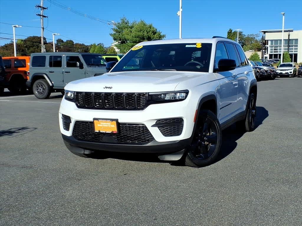 used 2023 Jeep Grand Cherokee car, priced at $36,149