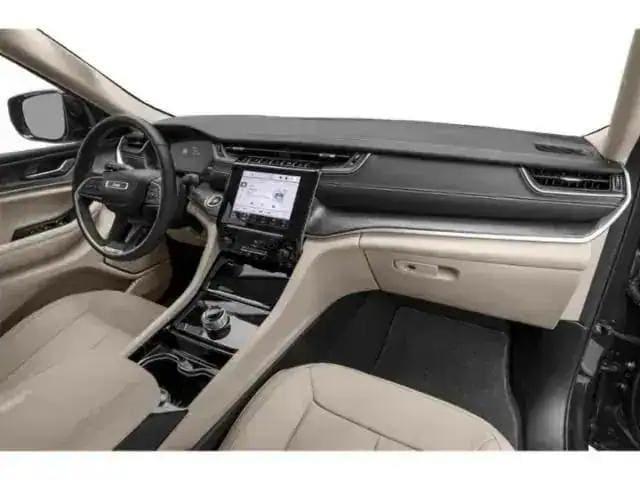 new 2025 Jeep Grand Cherokee car, priced at $48,589