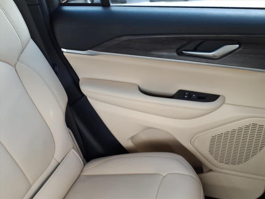 used 2023 Jeep Grand Cherokee car, priced at $35,957