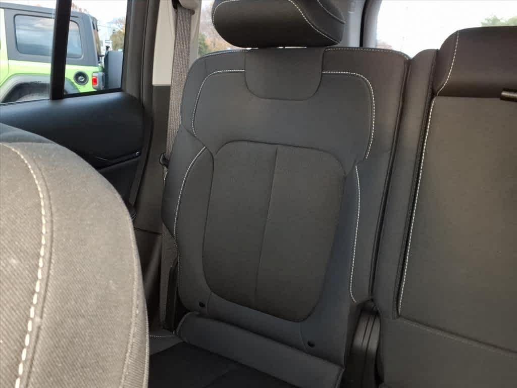 used 2023 Jeep Grand Cherokee car, priced at $29,546