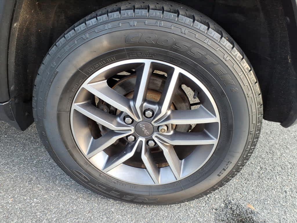 used 2021 Jeep Grand Cherokee car, priced at $21,741