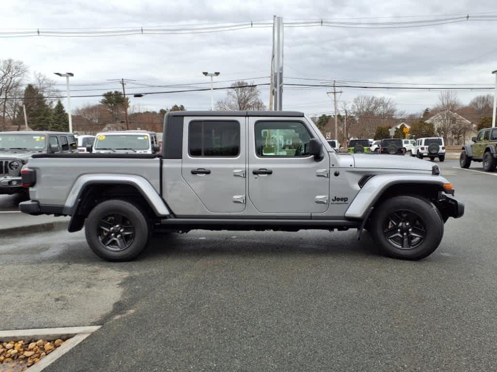 used 2021 Jeep Gladiator car, priced at $33,495