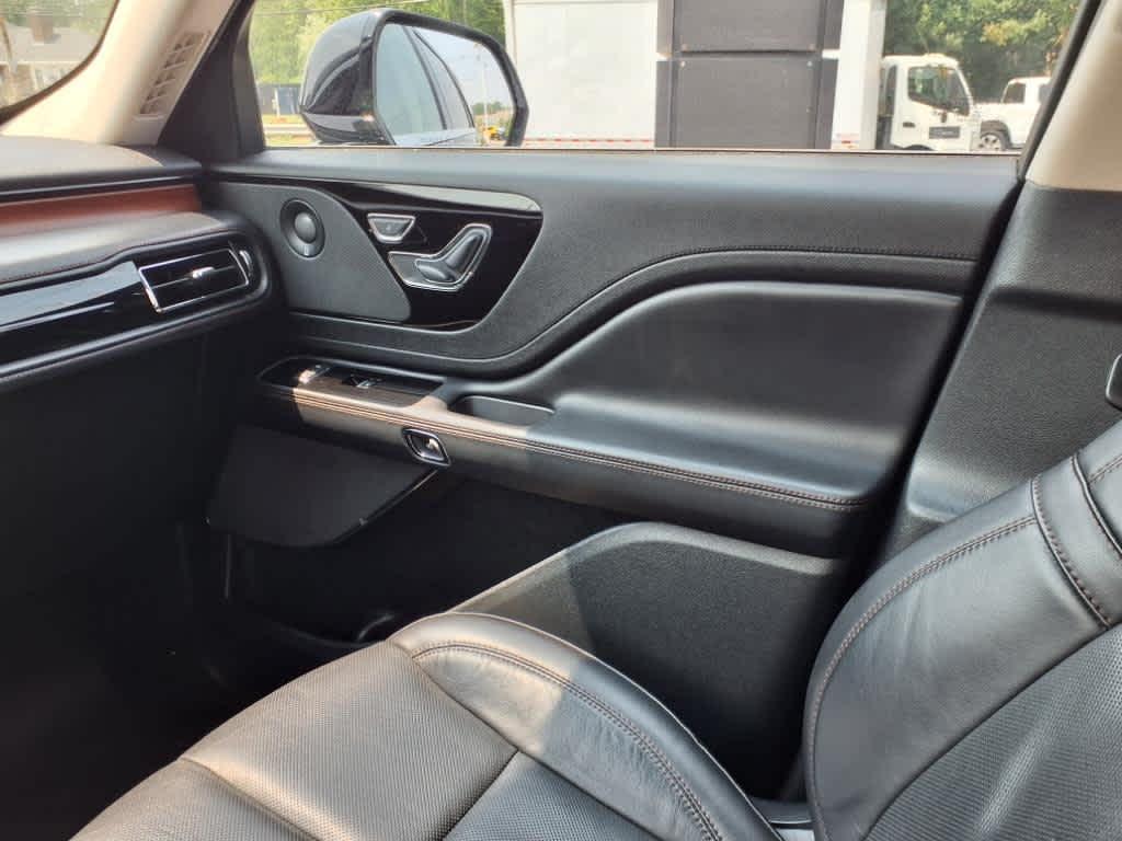 used 2021 Lincoln Aviator car, priced at $39,346