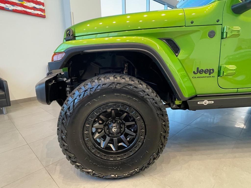 new 2025 Jeep Gladiator car, priced at $60,166