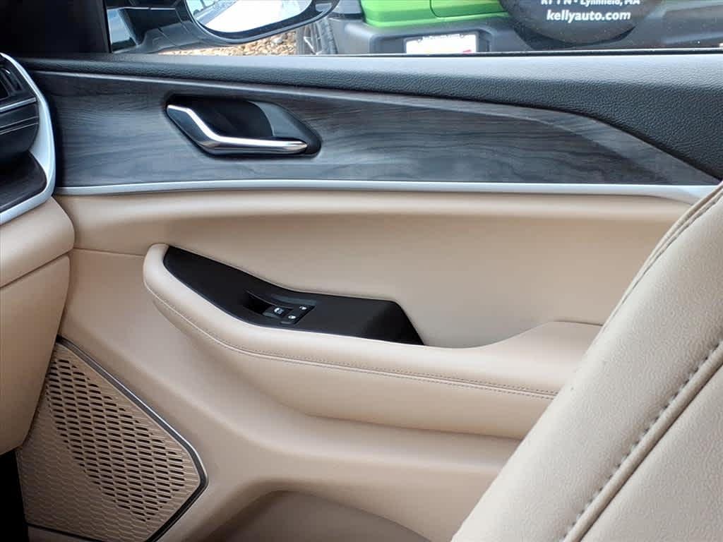 used 2021 Jeep Grand Cherokee L car, priced at $27,698