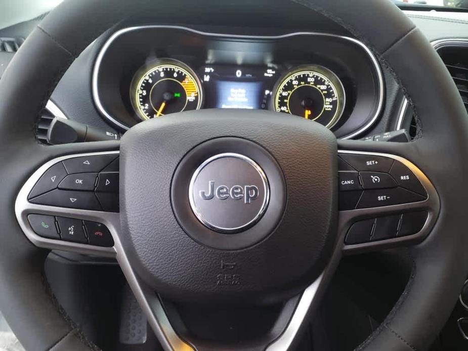 used 2022 Jeep Cherokee car, priced at $27,998