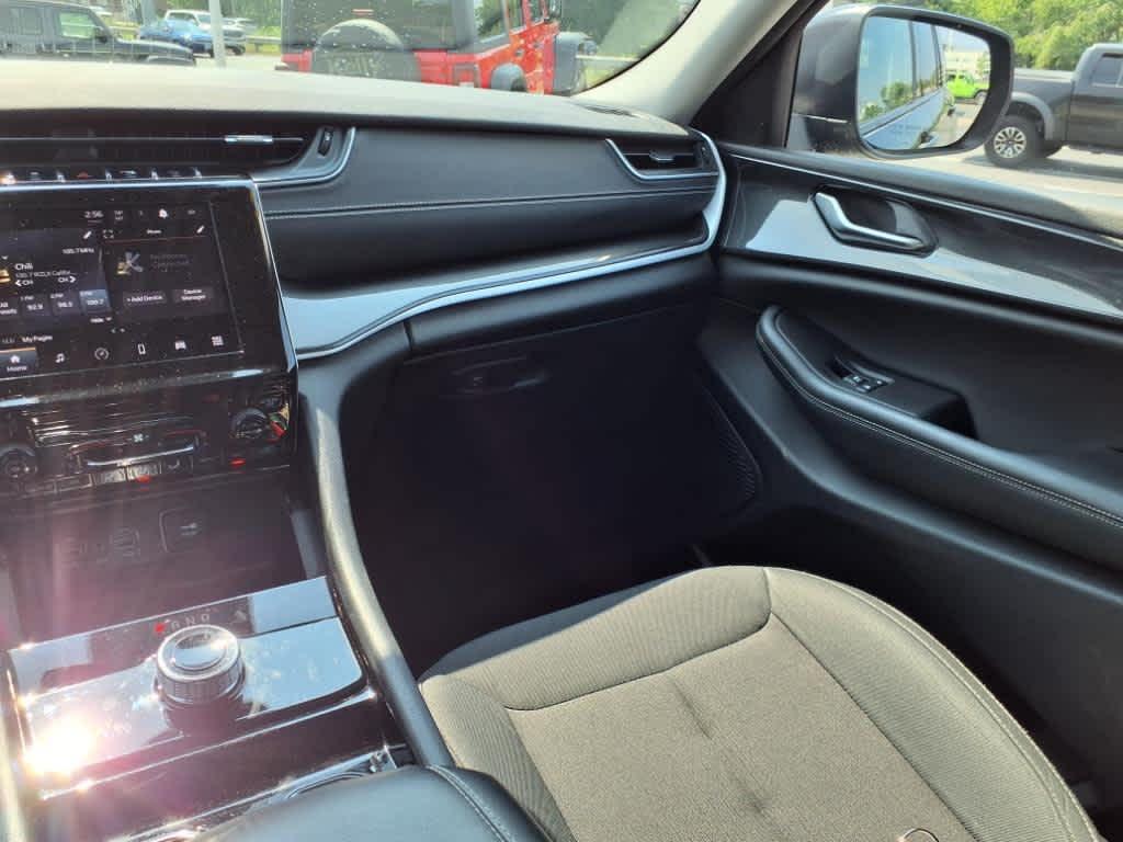 used 2023 Jeep Grand Cherokee car, priced at $33,495