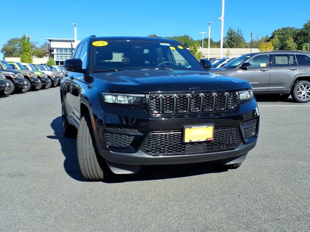 used 2023 Jeep Grand Cherokee car, priced at $34,335