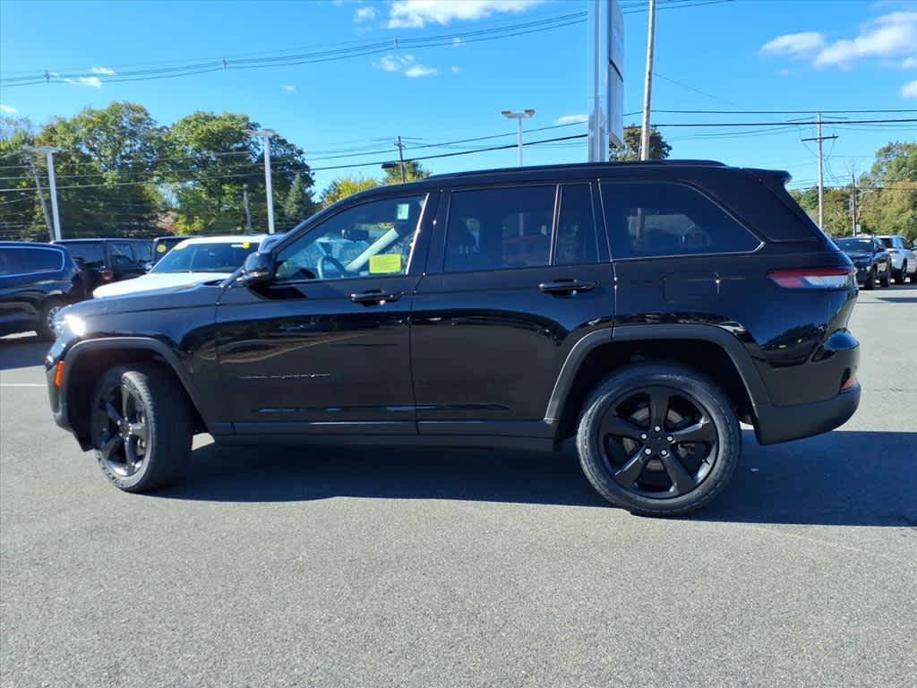 used 2023 Jeep Grand Cherokee car, priced at $34,335