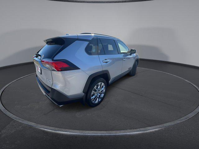 used 2020 Toyota RAV4 car, priced at $31,800