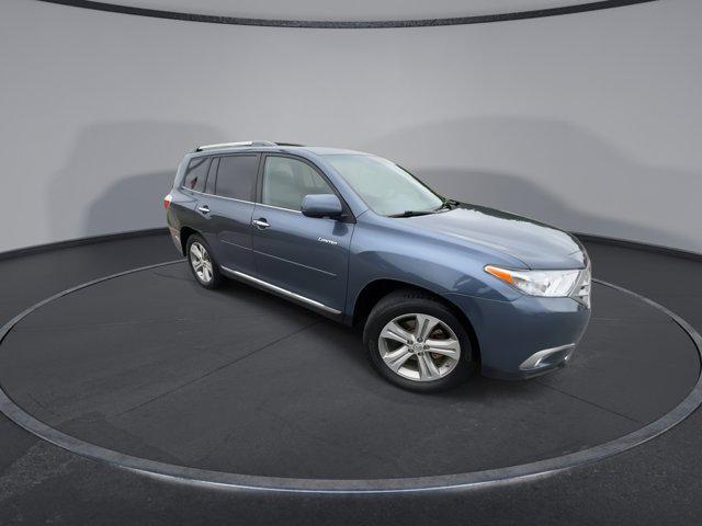 used 2012 Toyota Highlander car, priced at $9,000