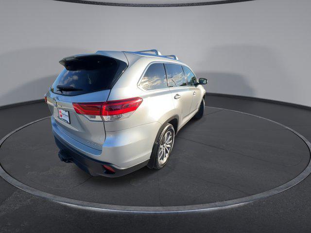 used 2019 Toyota Highlander car, priced at $25,500
