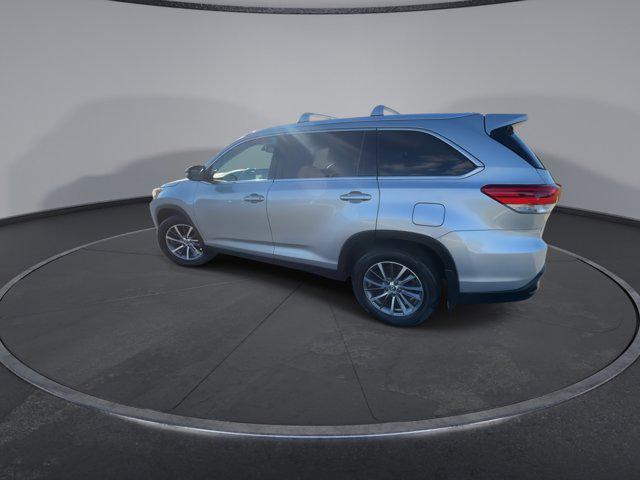 used 2019 Toyota Highlander car, priced at $25,500