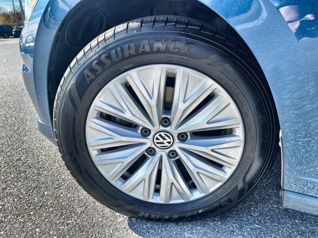 used 2019 Volkswagen Jetta car, priced at $9,800