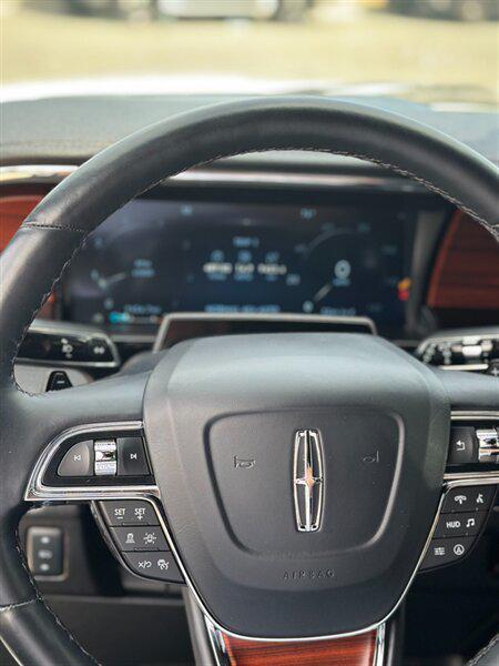 used 2023 Lincoln Navigator car