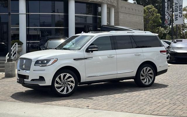 used 2023 Lincoln Navigator car