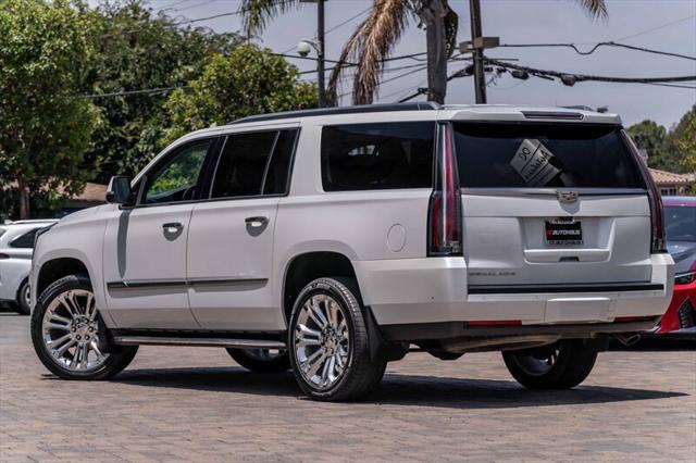 used 2019 Cadillac Escalade ESV car, priced at $43,950