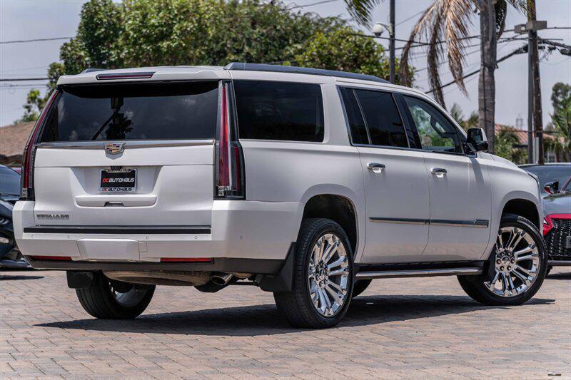 used 2019 Cadillac Escalade ESV car, priced at $43,950