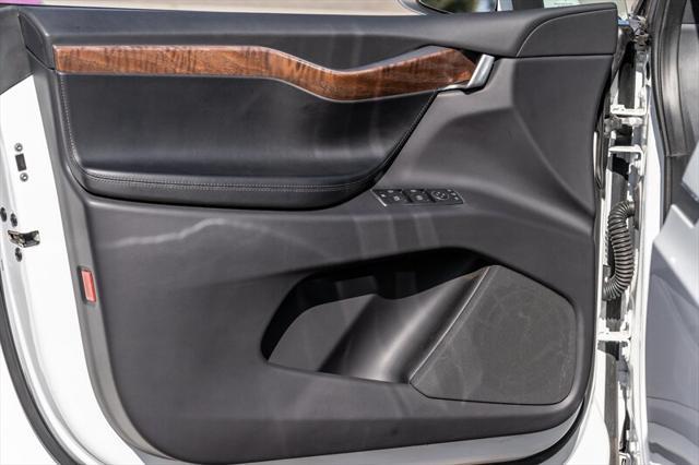 used 2020 Tesla Model X car