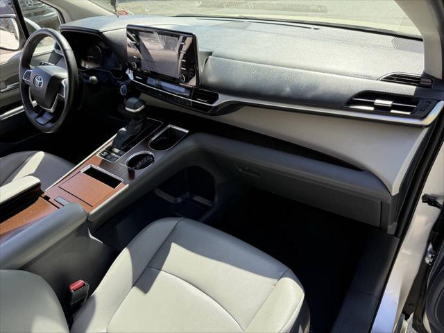 used 2022 Toyota Sienna car, priced at $39,999