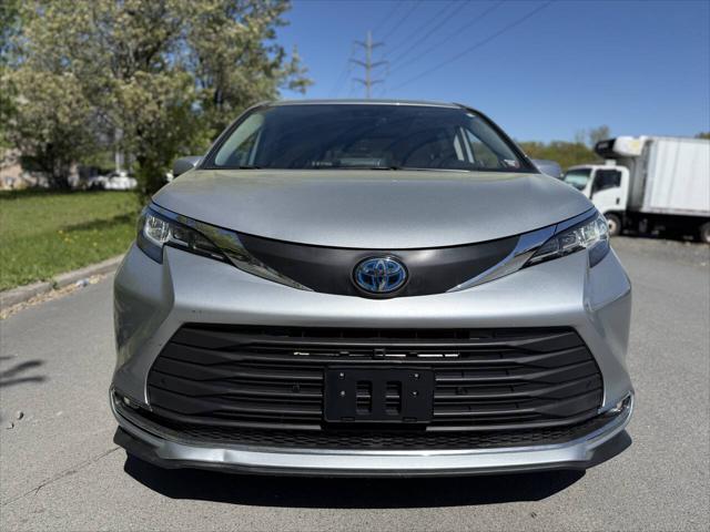 used 2022 Toyota Sienna car, priced at $39,999